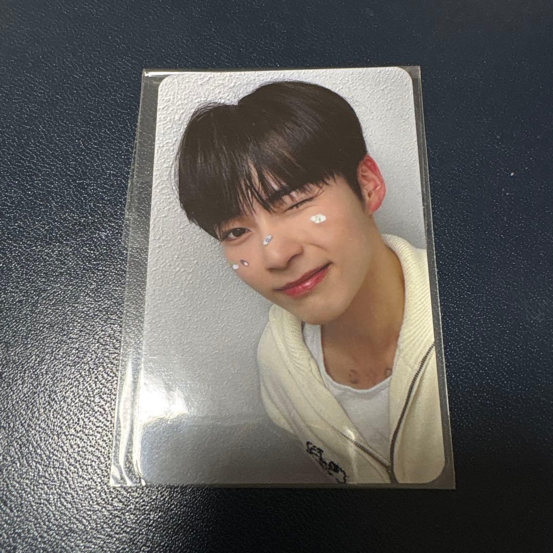 ZB1 トレカ ソンハンビン ハンビン countingstars 顔シール - メルカリ