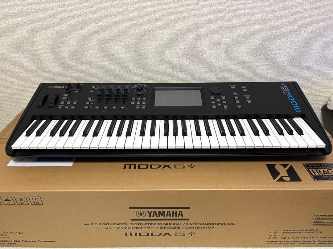 Yamaha MODX6+ シンセサイザー