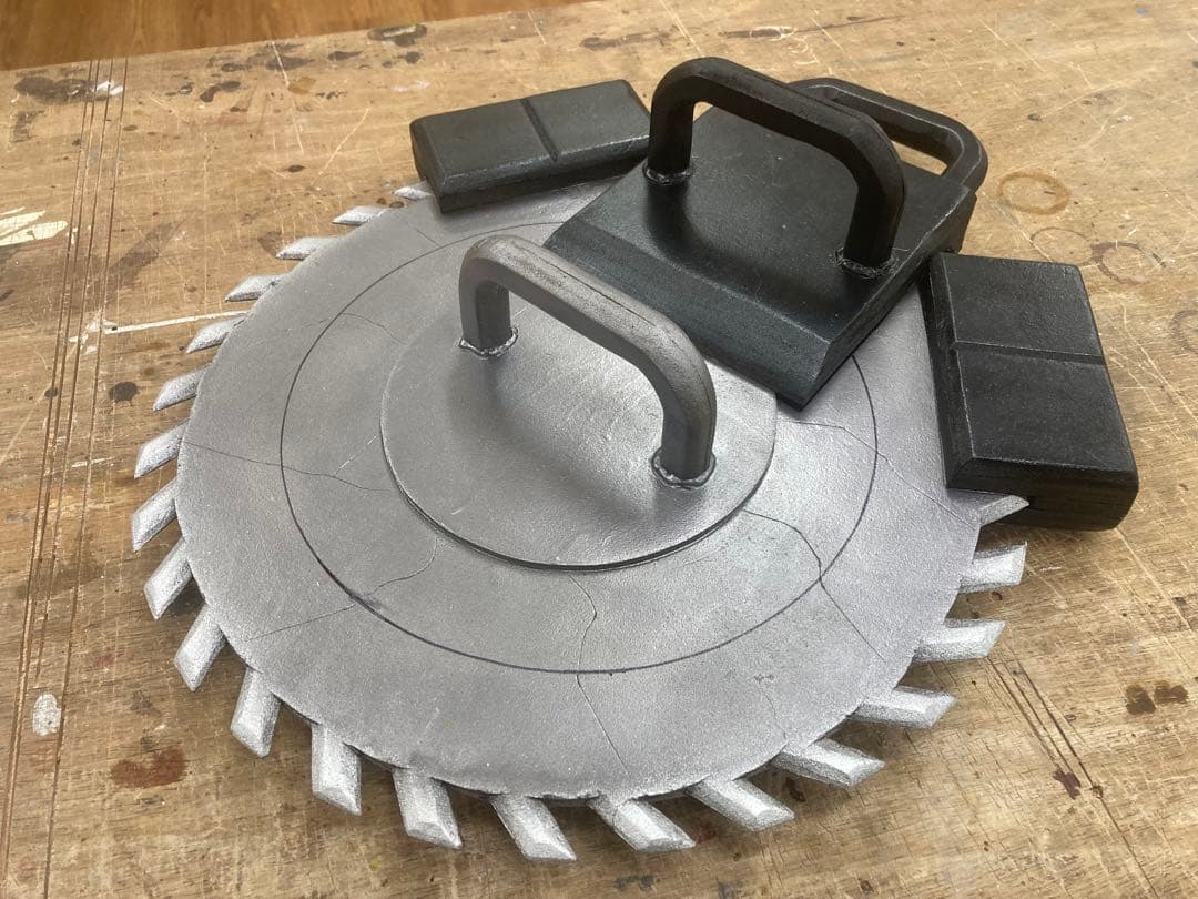 ☆ コスプレ用武器・小道具 サカモトデイズ 大佛の電動丸ノコ☆ - メルカリ