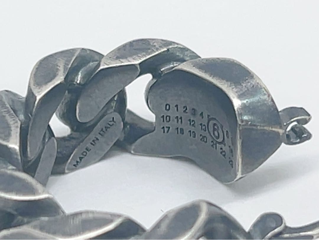 9AA33 新品未使用【MM6 Maison Margiela 】フープピアス - メルカリ