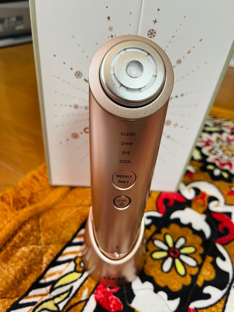 YA-MAN ヤーマン フォトプラスシャイニー M18 ローションシート付 RF美顔器 フォトプラス シャイニー Beauty Box | YA-MAN TOKYO JAPAN