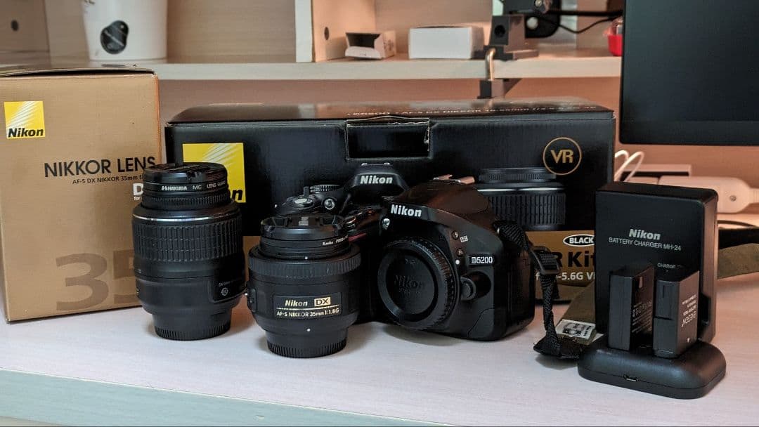 Nikon／D5200標準レンズキット+単焦点レンズ セット