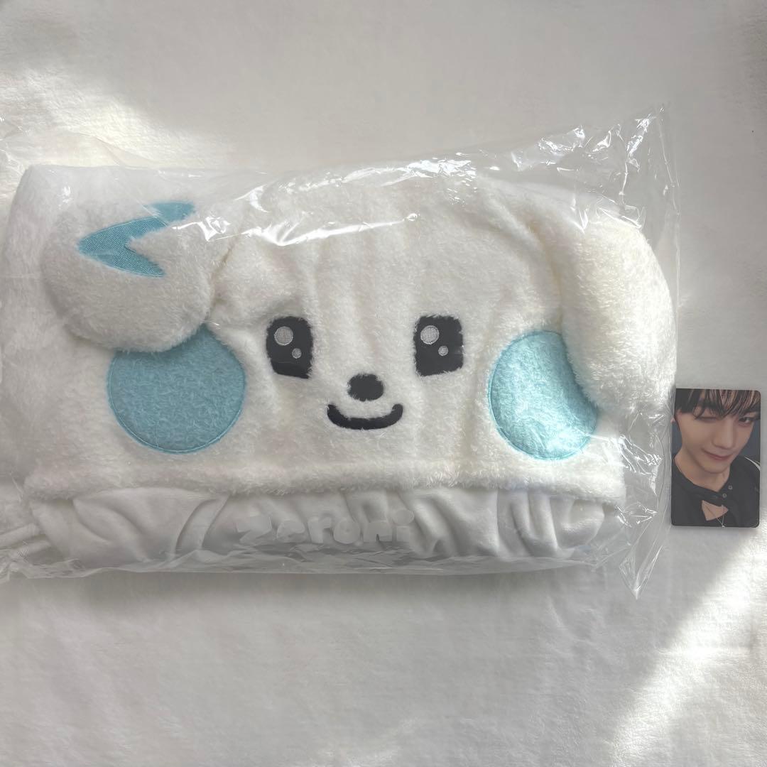 ZB1 ゼベワン zeroni ゼロニ ギュニニ フード付き ブランケット - メルカリ