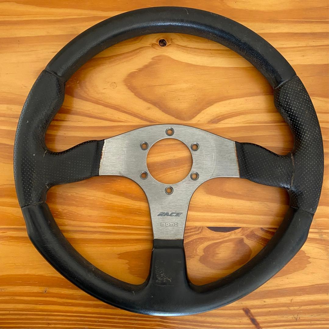 MOMO ステアリング（TYP D35) - メルカリ