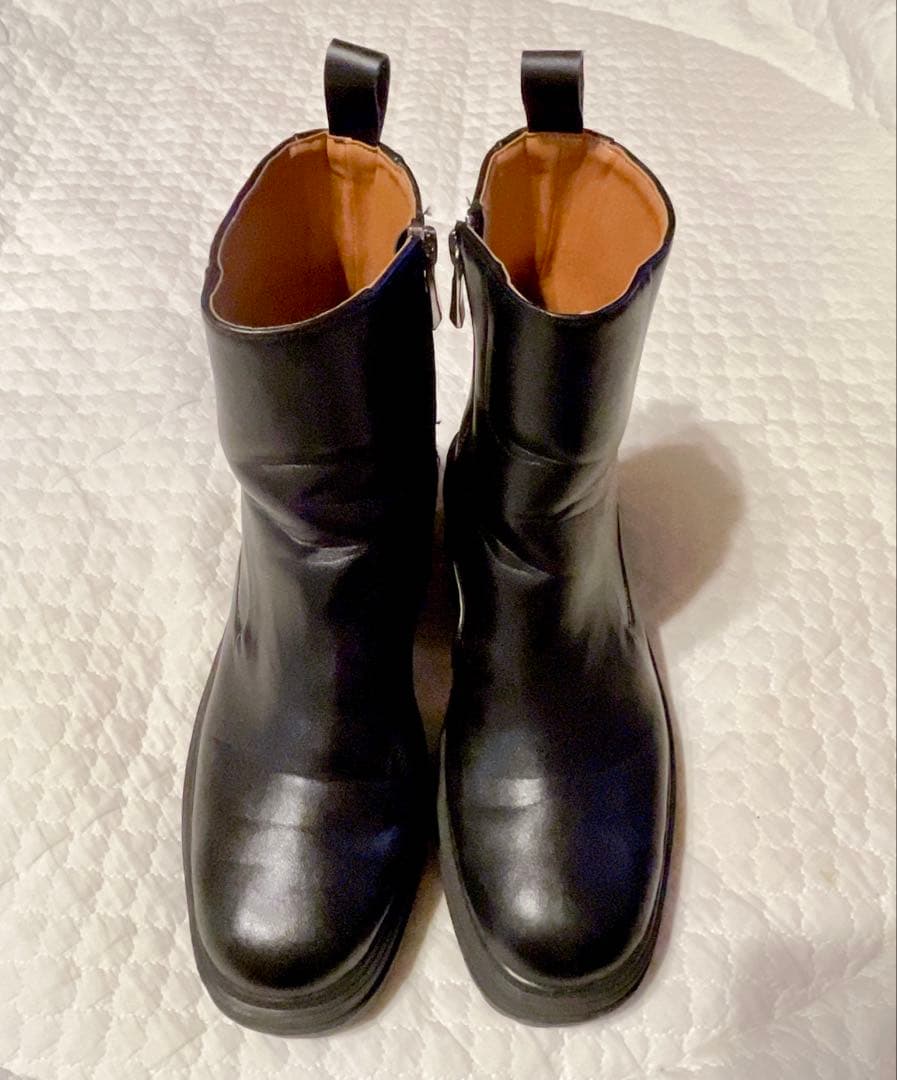 ZARA サイドジップ ブーツ 厚底 トラックソール ブラック レザー 極美品☆ ZARA レースアップブーツ 超厚底 サイドジップ トラック