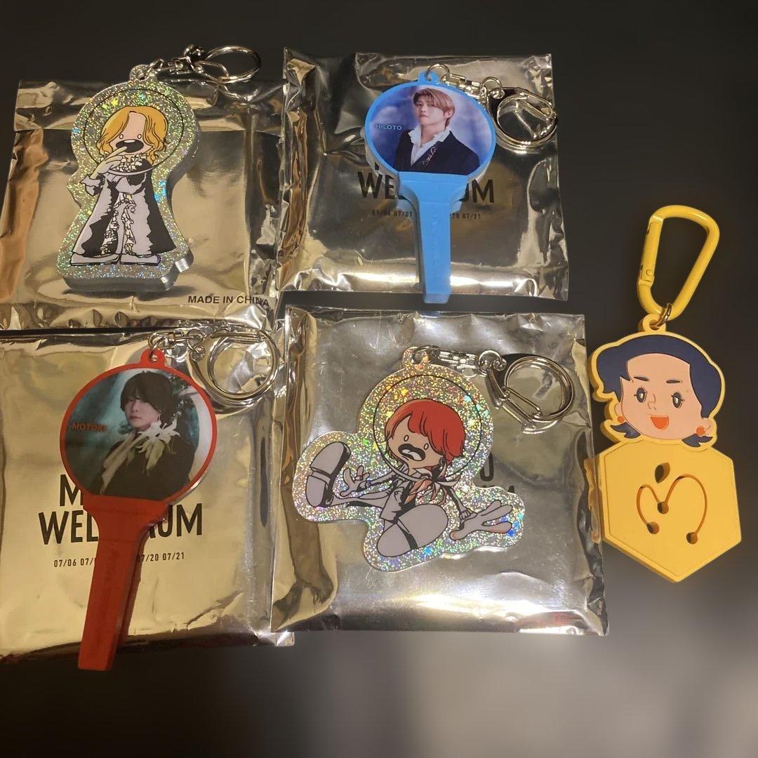 Mrs. GREEN APPLE キーホルダー セット - メルカリ