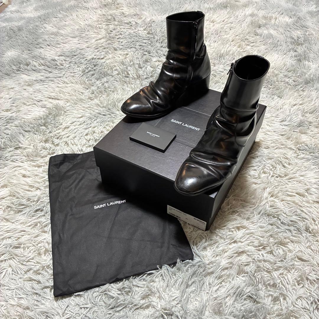 【○箱あり】SAINT LAURENT PARIS 本革 41 BLACK LARGE BOX IN SMOOTH LEATHER in Black | Saint Laurent | YSL EN-US