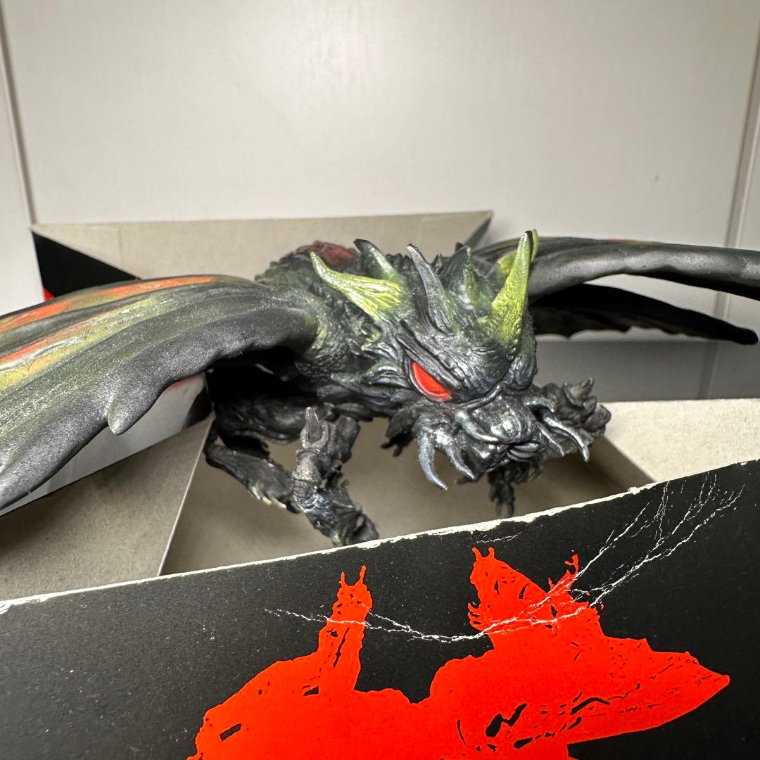 海洋堂 NANKOKU FACTORY バトラ成虫 ソフビキット 塗装済み完成品 Amazon | 海洋堂(KAIYODO) バトラ成虫 ソフビキット復刻版 ノン