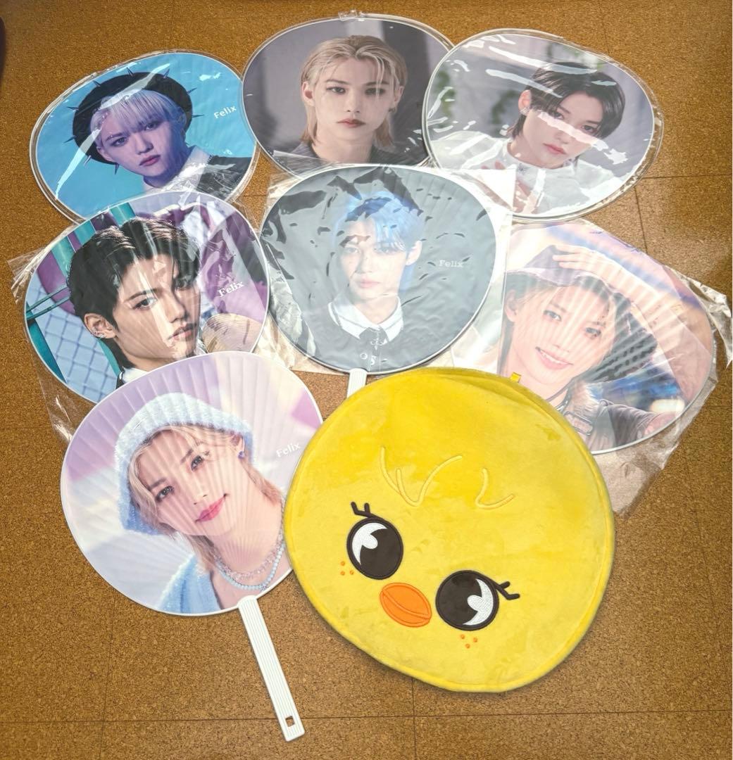 straykids フィリックス うちわ - メルカリ