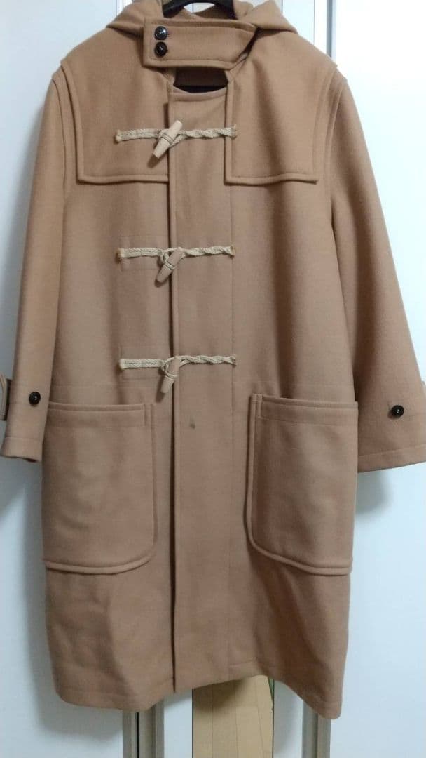 【美中古】FORTELA ダッフルコート キャメル　サイズ46 MEDE19F イタリアンウールモッサのダッフルコート〈キャメル〉｜Real