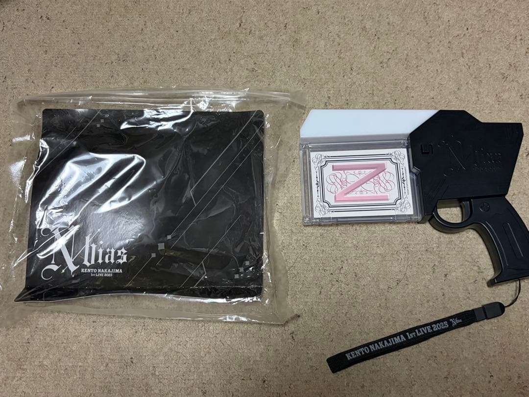 ペンライト ピカレスクの銃口 KENTO NAKAJIMA 1st LIVE 2025ペンラ ピカレスクの銃口 - メルカリ