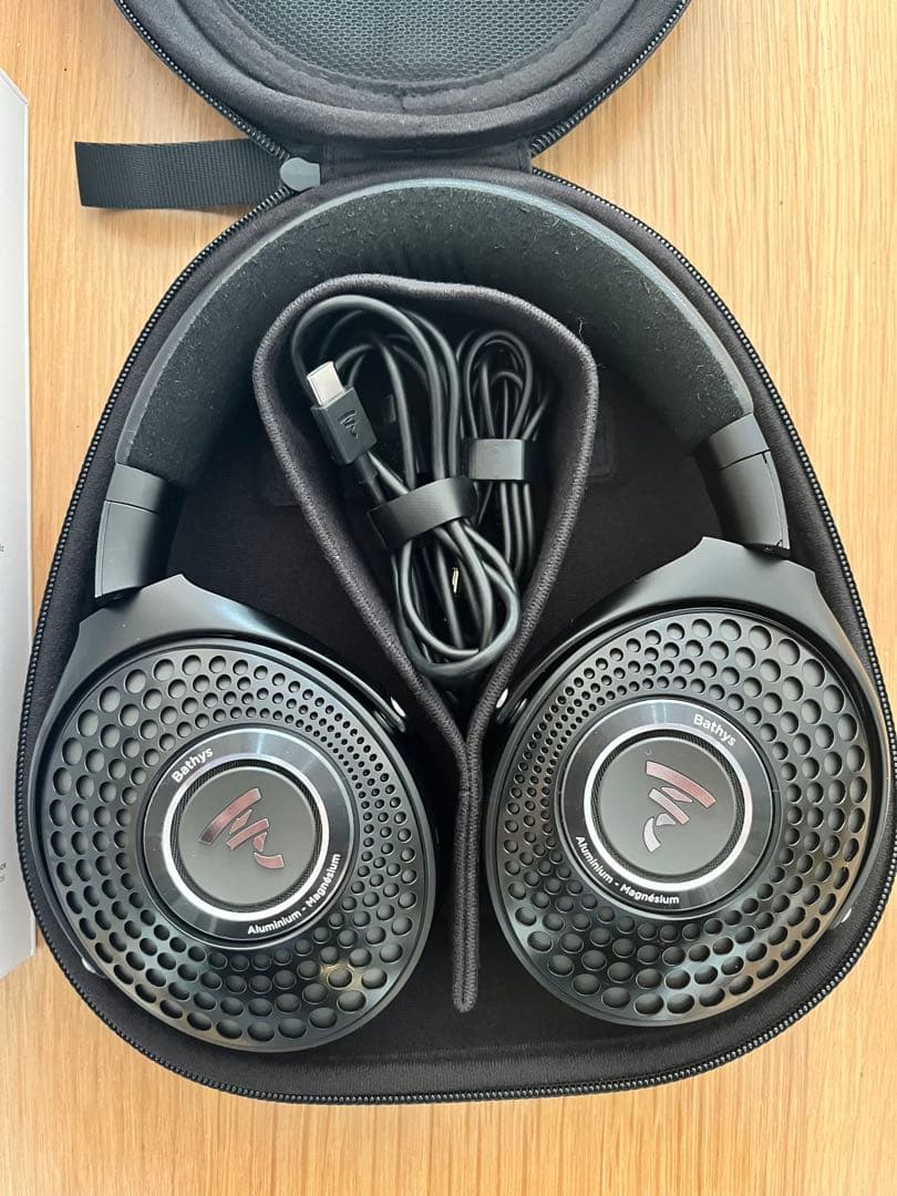 【美品】 Focal Bathys deep black Focal BATHYS DEEP BLACK 新品｜フジヤエービック