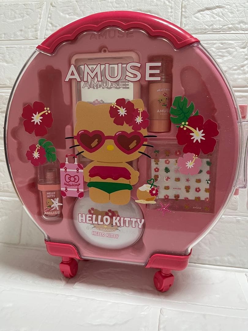 AMUSE ハローキティコラボ限定キャリーケースセット　未使用品 AMUSE x 日焼けハローキティ フルメイクアップラージキャリーセット