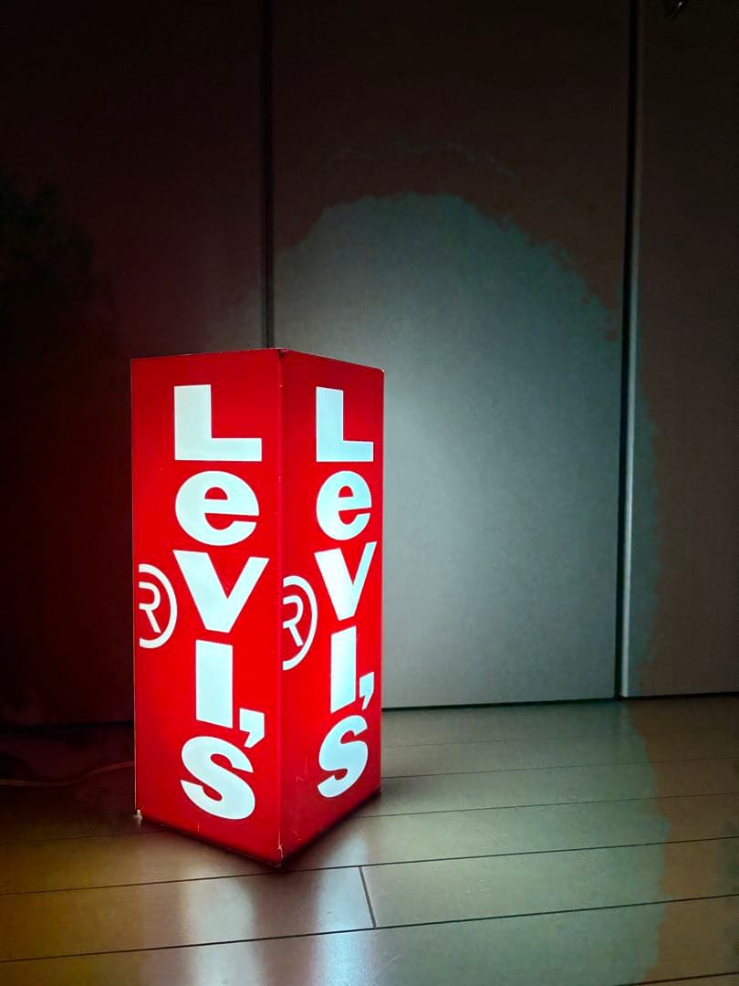 LEVI’Sリーバイスディスプレイライト 販促 店頭 非売品 コーナーサイン LevI's リーバイス 販促用看板 非売品 ディスプレイ - メルカリ