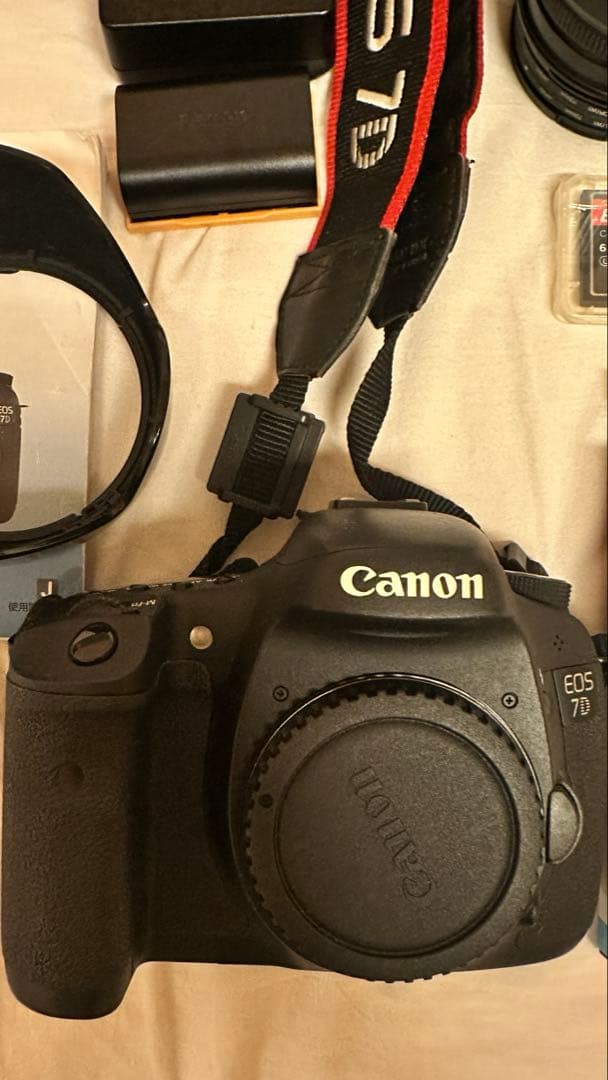 Canon EOS 7D 一眼レフカメラセット レンタル] キャノン Canon EOS 7D 広角望遠レンズセット｜一眼レフカメラ