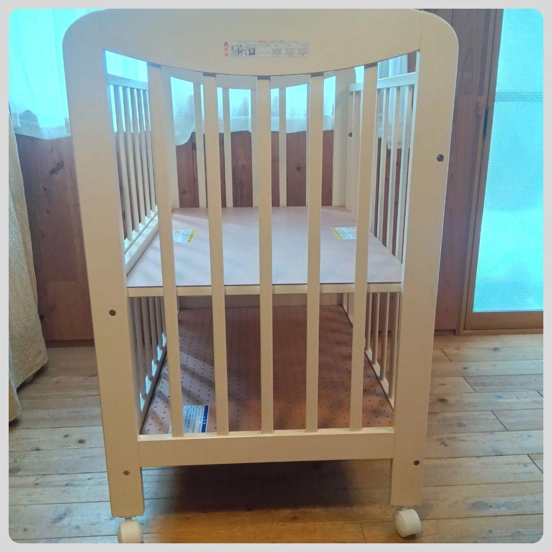 《送料無料❣️１点限り❣️》カトージ　 ベビーベット　ミニ立ちベッド⭐︎