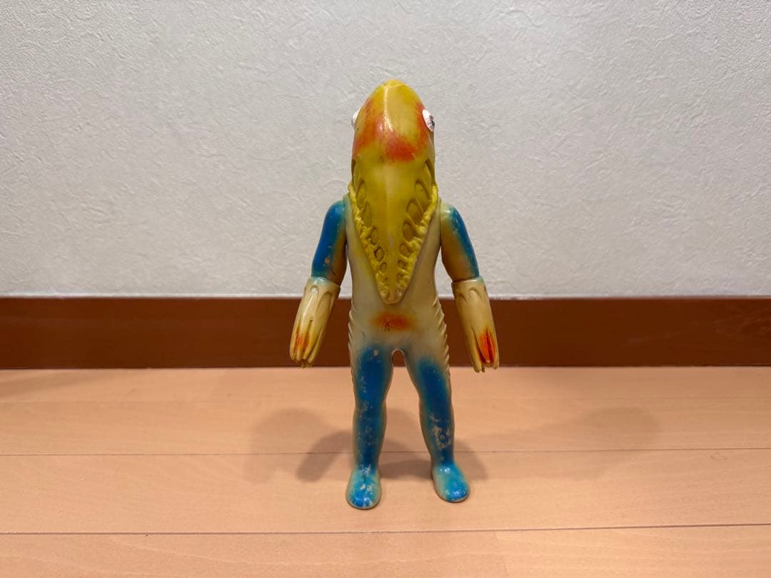 ブルマァク メトロン星人 ソフビ ウルトラセブン ブルマァク メトロン星人 ソフビ ウルトラセブン