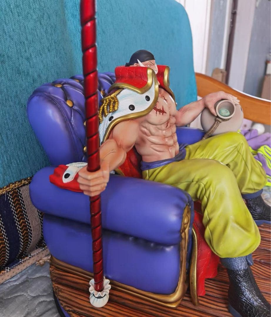 ワンピース  GPS -STUDIO  エドワード·ニユーゲート フィギュア