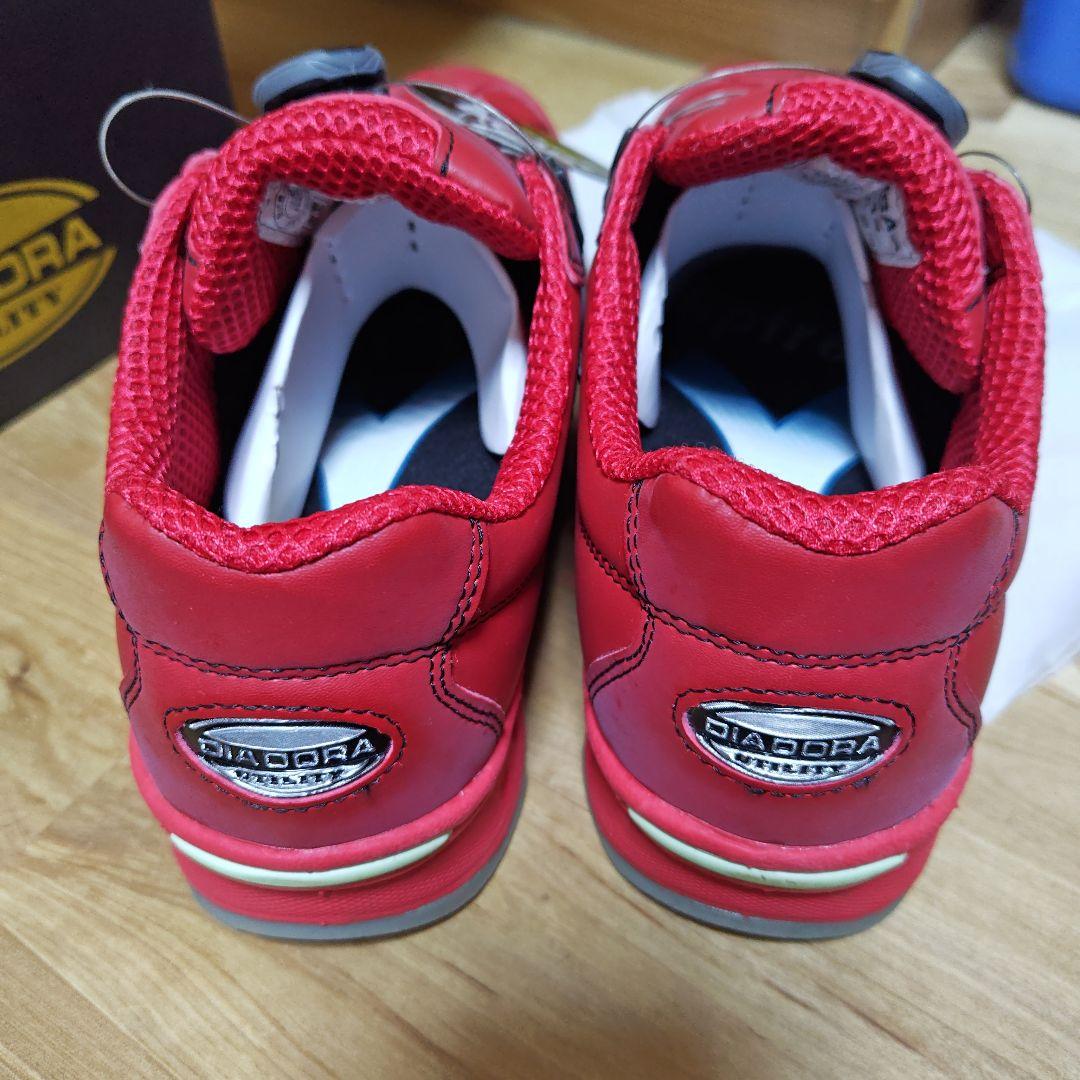 DIADORA BOAシステム安全靴 赤 26.0EEE