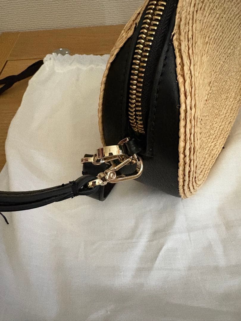 ⭐︎未使用 HELEN KAMINSKI ストロー かごバッグ ストラップブラック