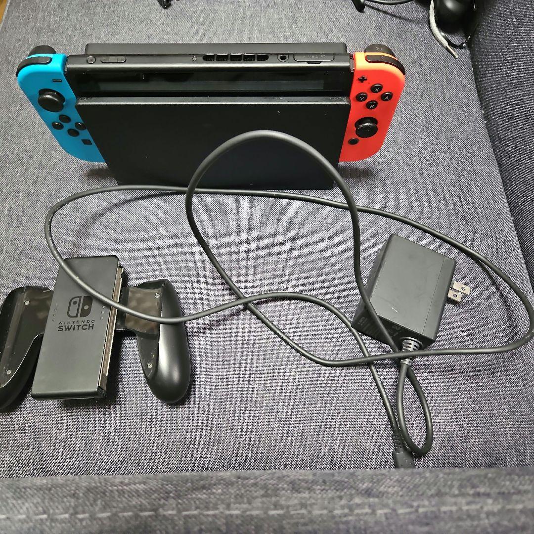Nintendo Switch + 純正コントローラー 任天堂（Nintendo） 新品/任天堂純正/日本国内仕様 Switch専用