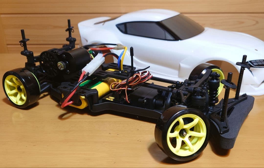 アライブフーン映画S15シルビアLEDボディ＆ヨコモドリパケ2WDフル