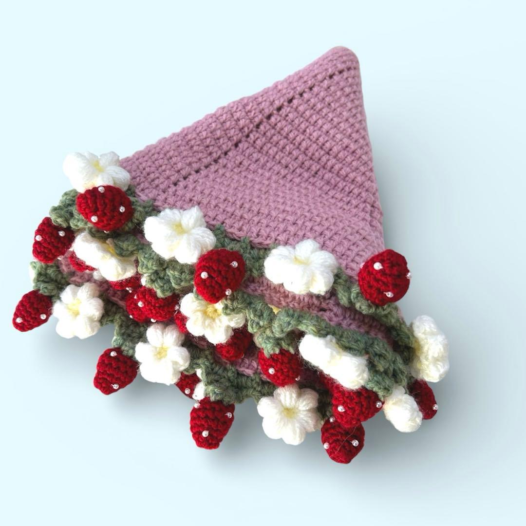 いちご畑のブーケブランケット 枯れない花束 - メルカリ