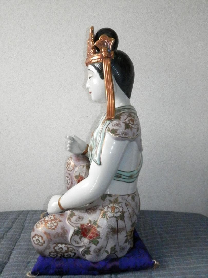 九谷焼 観音菩薩 座観音 色絵金彩 観音像 立膝 片膝 仏像 高さ57cm