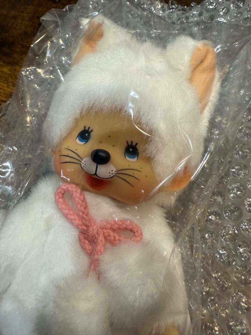 レア◇ EU限定 モンチッチ white cat ネコ 白いネコ 日本未発売 - メルカリ