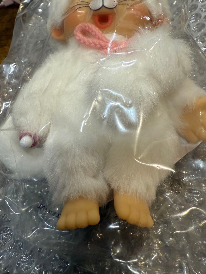 レア◇ EU限定 モンチッチ white cat ネコ 白いネコ 日本未発売 - メルカリ