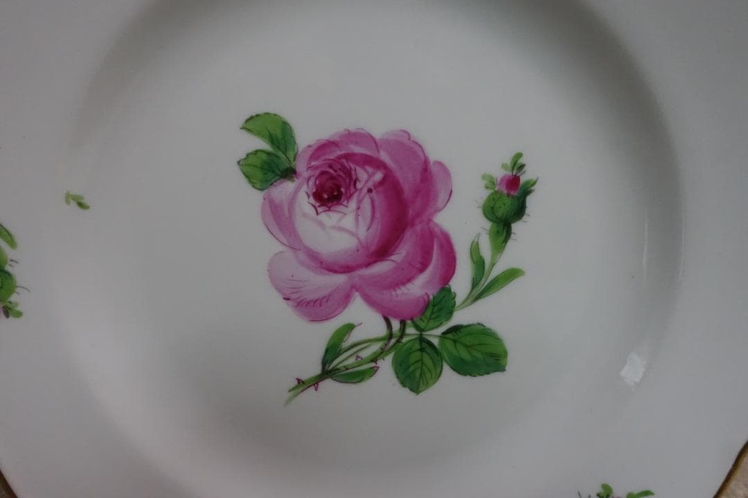 マイセン ピンクローズ 金彩プレート ペア スクラッチ - メルカリ