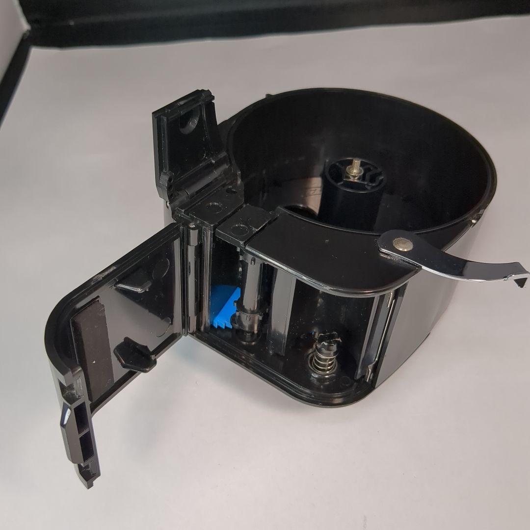 KING 35mmフィルムローダーと練習用パトローネ8個、保管カメラ缶