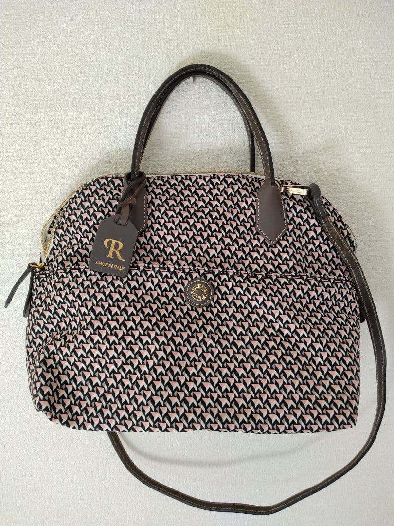 ROBERTA PIERI ロベルタピエリ　バッグ　ピンクベージュ　TATAMI ロベルタピエリ ROBERTA PIERI ロベルタピエリ ROBERTA PIERI TATAMI