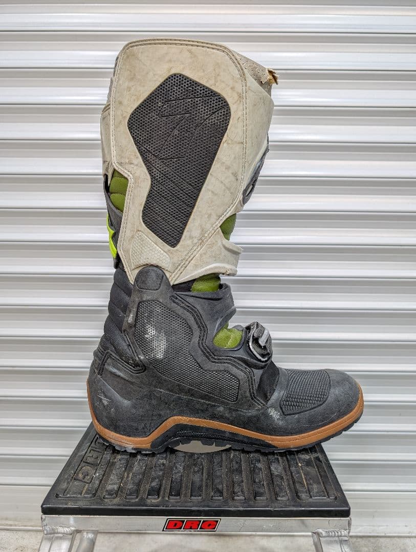 Alpinestars　Tech7 40.5、25.5cm