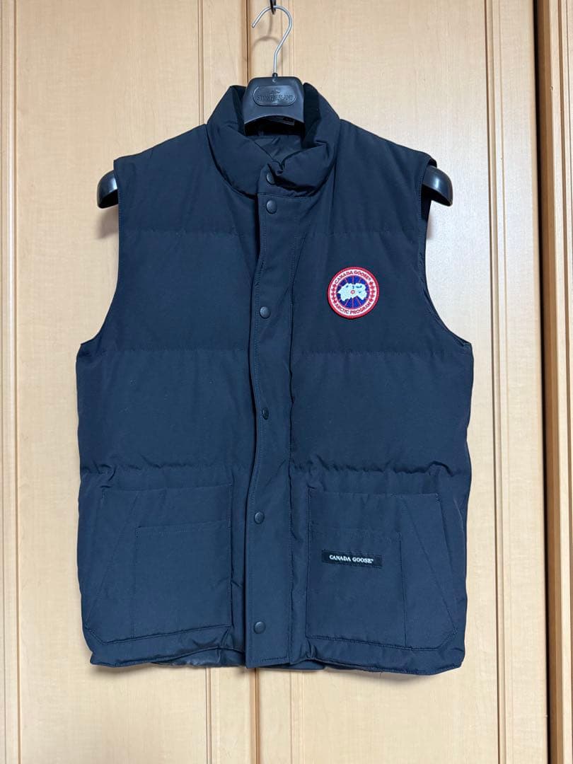 フージンさま専用　カナダグース   ダウンベスト ネイビー CANADA GOOSE（カナダグース） 【良品】カナダグース グリフィン
