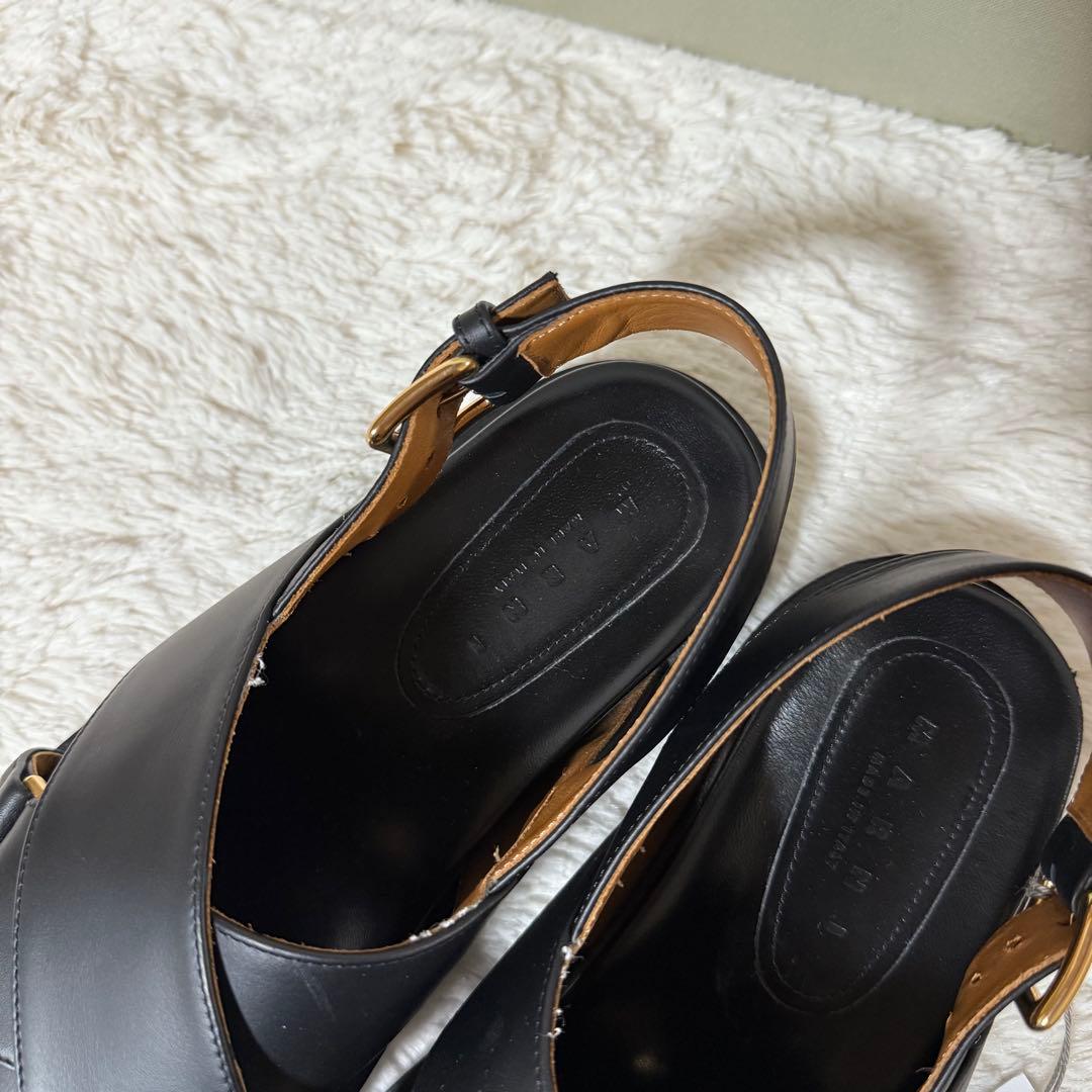 ⭐️未使用級⭐️ MARNI クロスフラット ナッパーレザー フスベット