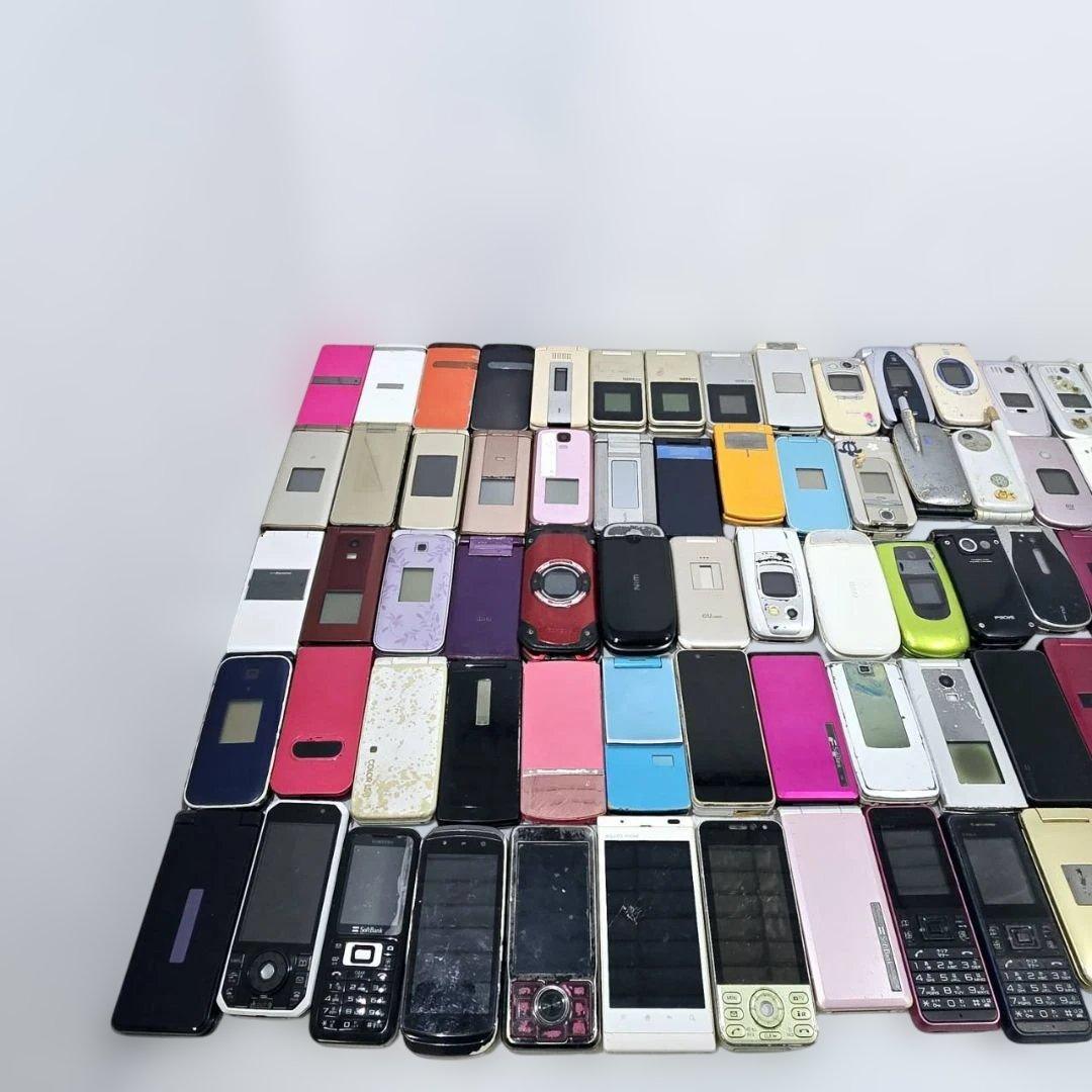 ジャンク ガラケー まとめ 75台 現状品 部品取り用 動作未確認