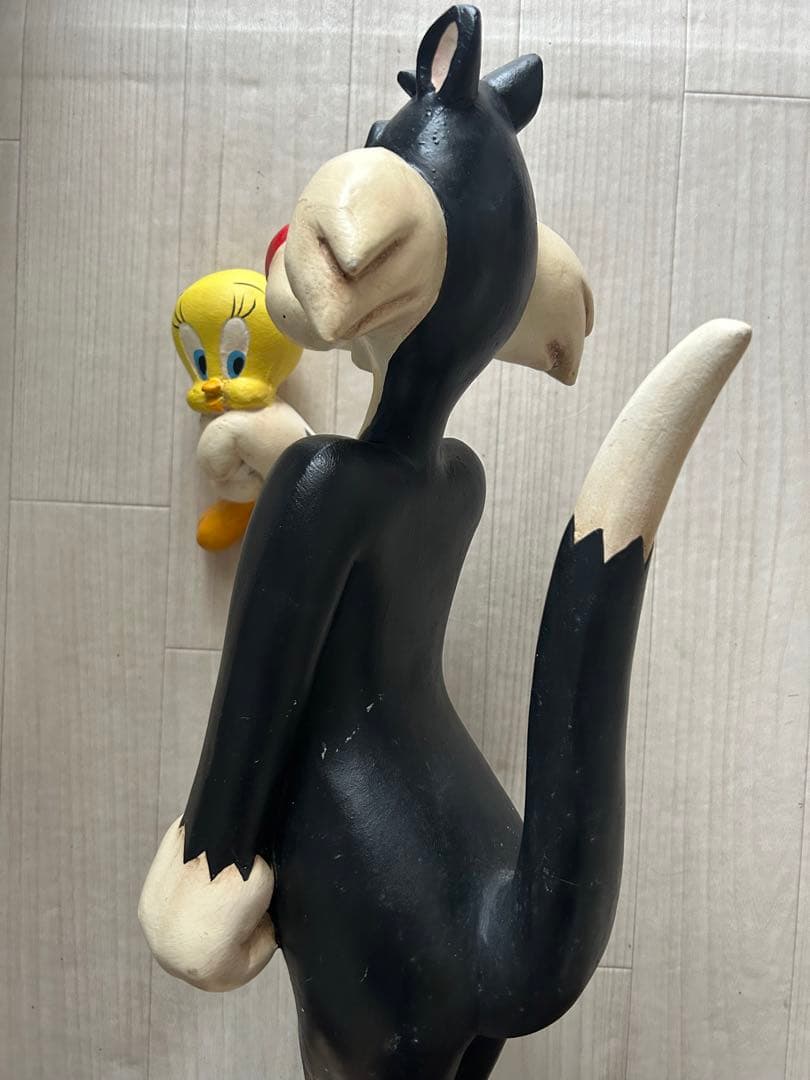 ぱ*る様 トゥイーティー シルベスター 特大フィギュア - メルカリ