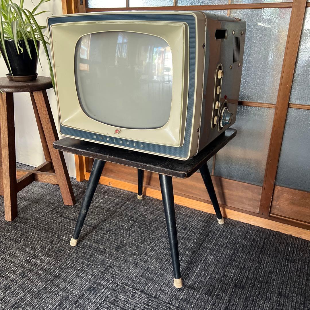 白黒テレビ 昭和レトロ アンティーク - メルカリ