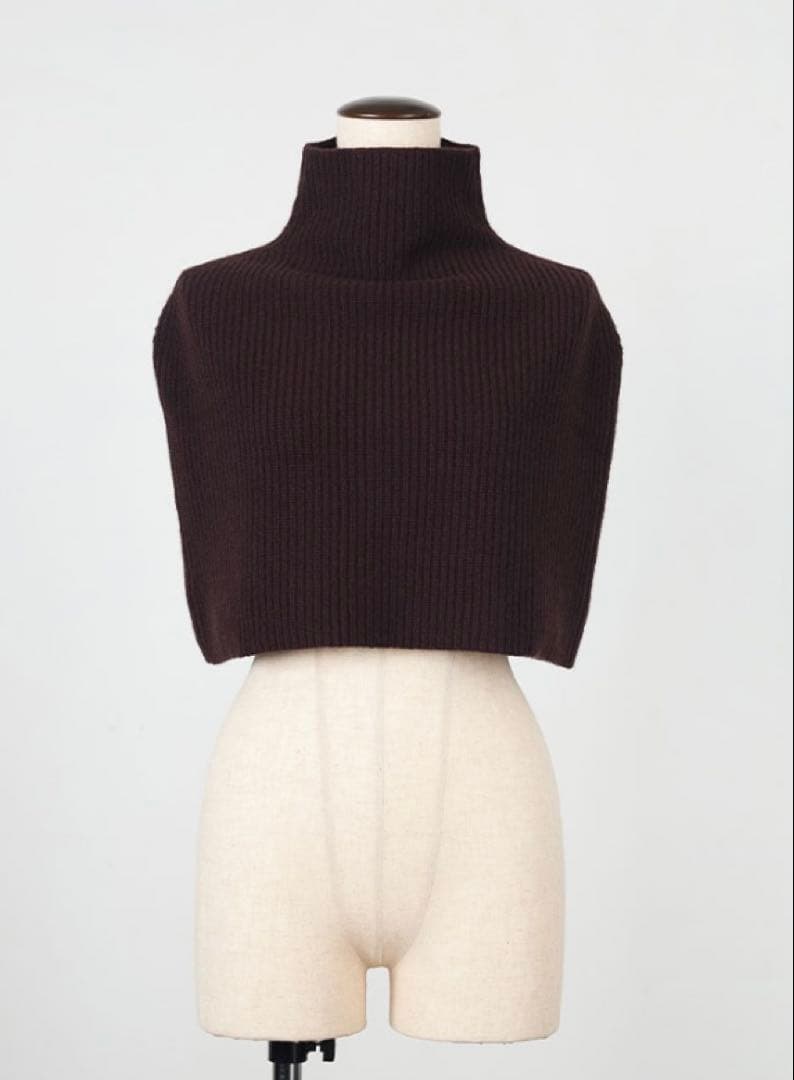 【新品・未使用‼️】NbyNaVY 東原亜紀　リブスヌード フリーサイズ　ブラウン