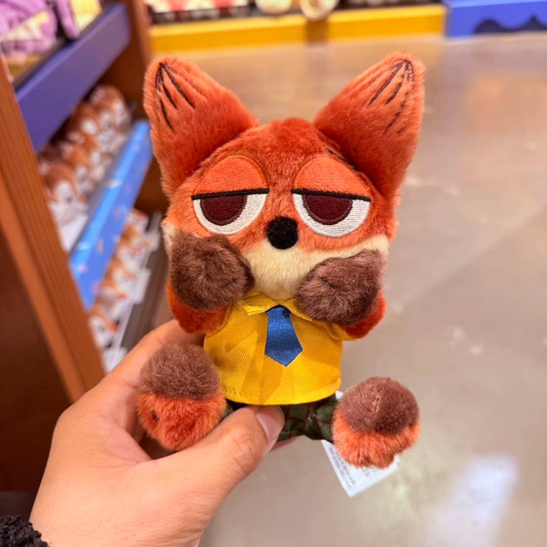 上海ディズニー ズードピア ニック 肩乗せぬいぐるみ - メルカリ