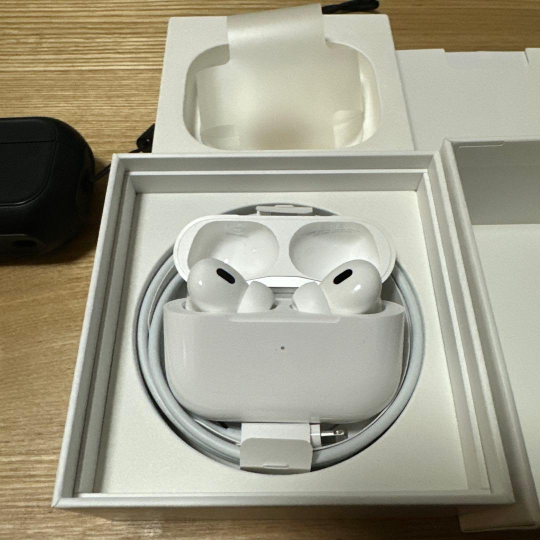 AirPods Pro2 type-c 新品正規イヤーチップESR製ケース付き AirPods Pro2 type-c 新品正規イヤーチップESR製ケース付き AirPods
