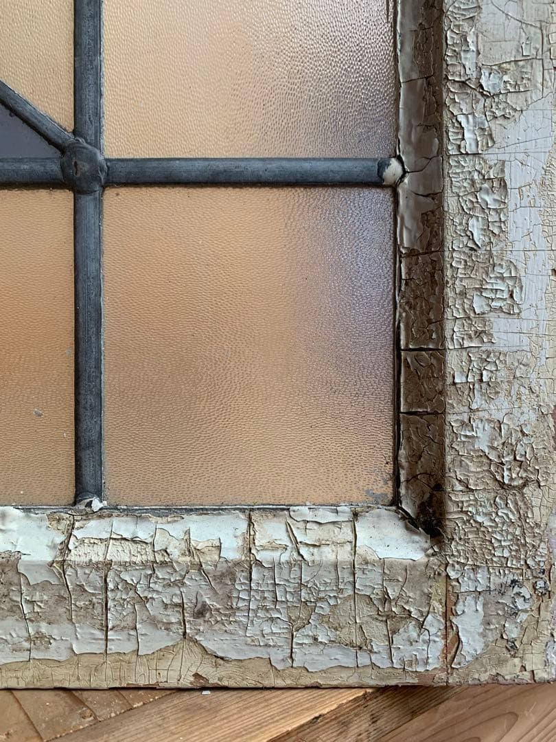 イギリスアンティーク ステンドグラス窓枠 ペンキの禿げた木枠