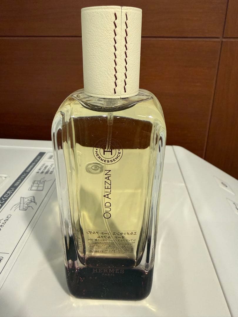 HERMES OUD ALIZAN 香水 Oud Alezan Eau de parfum - 3.38 fl.oz | Hermès USA