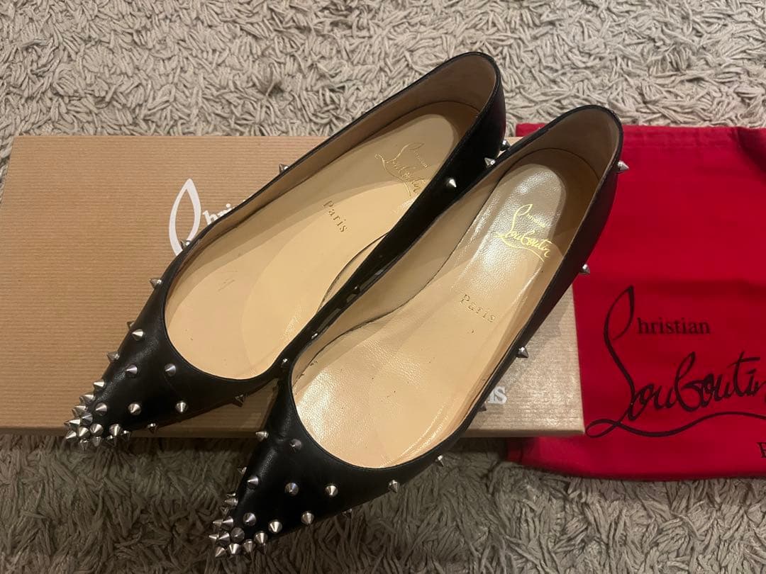 クリスチャンルブタンDEGRASPIKE FLAT KID希少なスタッズ Christian Louboutin（クリスチャンルブタン） 大SALE ピックピック