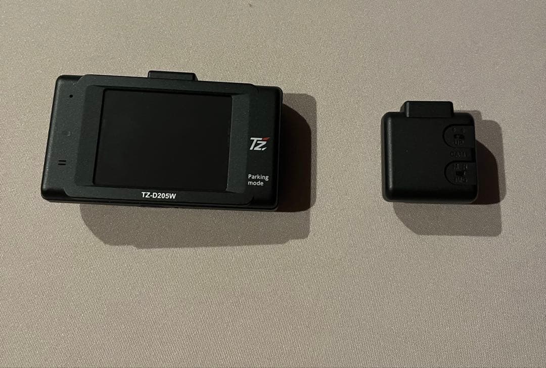 TZ-D205Wドライブレコーダー前後カメラ 前画面砂嵐でます。 - メルカリ