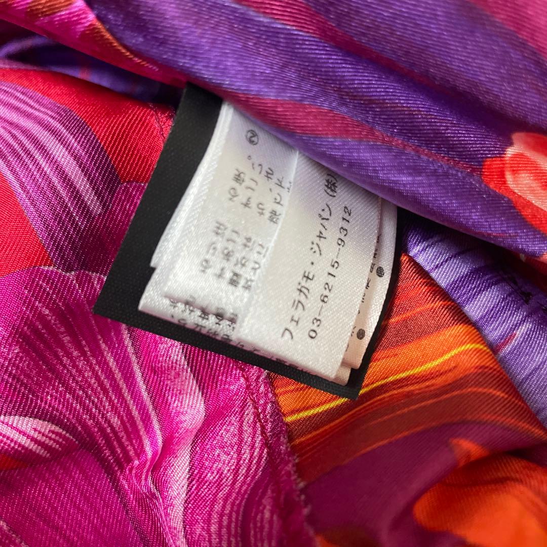 専用 シルク100%Salvatore Ferragamo