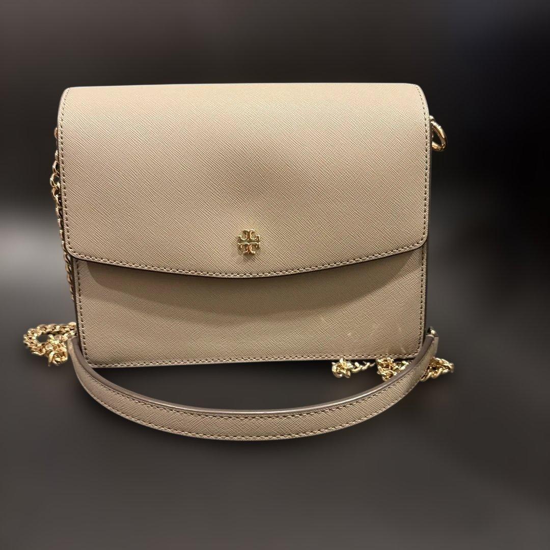 トリーバーチ　グレージュ　ショルダーバッグ　ゴールドチェーン トリーバーチ TORY BURCH バッグ 斜め掛けバッグ ショルダーバッグ