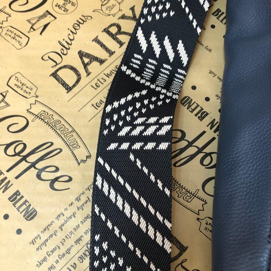 美品】イアパピヨネ ショルダーバッグ タグ付 レザー ブルー S3030