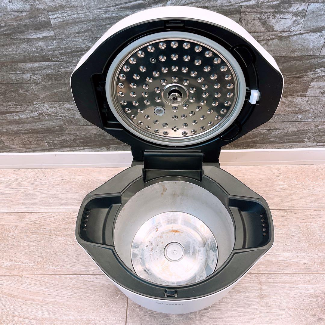 ヘルシオ　ホットクック　2.4L KN-HW24G-W ホワイト